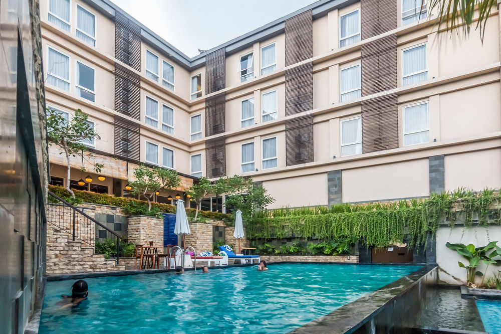 Hotel Neo Denpasar By Aston Exteriér fotografie