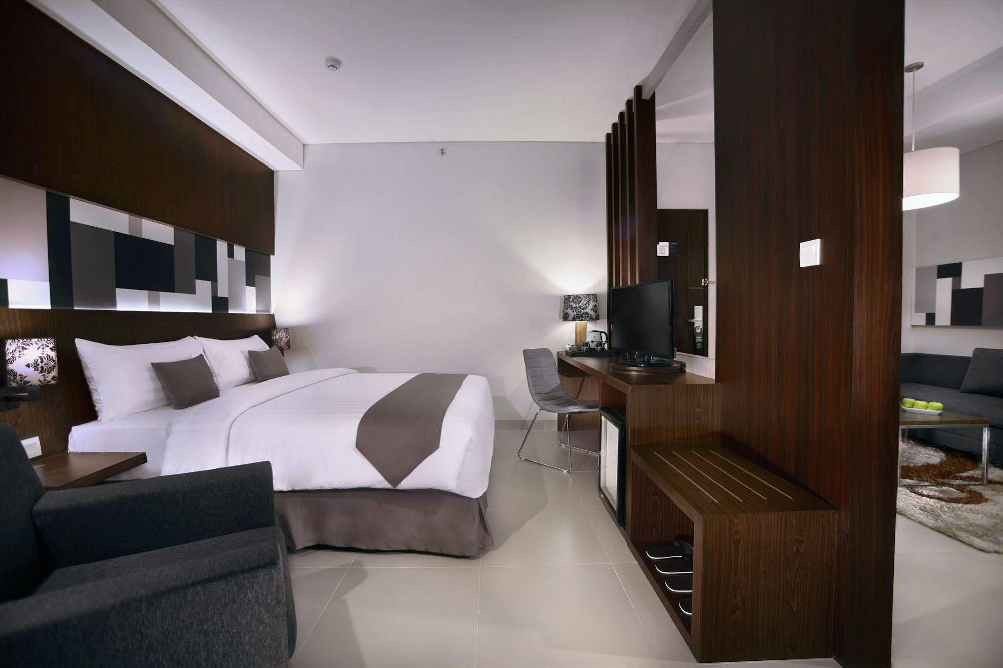 Hotel Neo Denpasar By Aston Exteriér fotografie