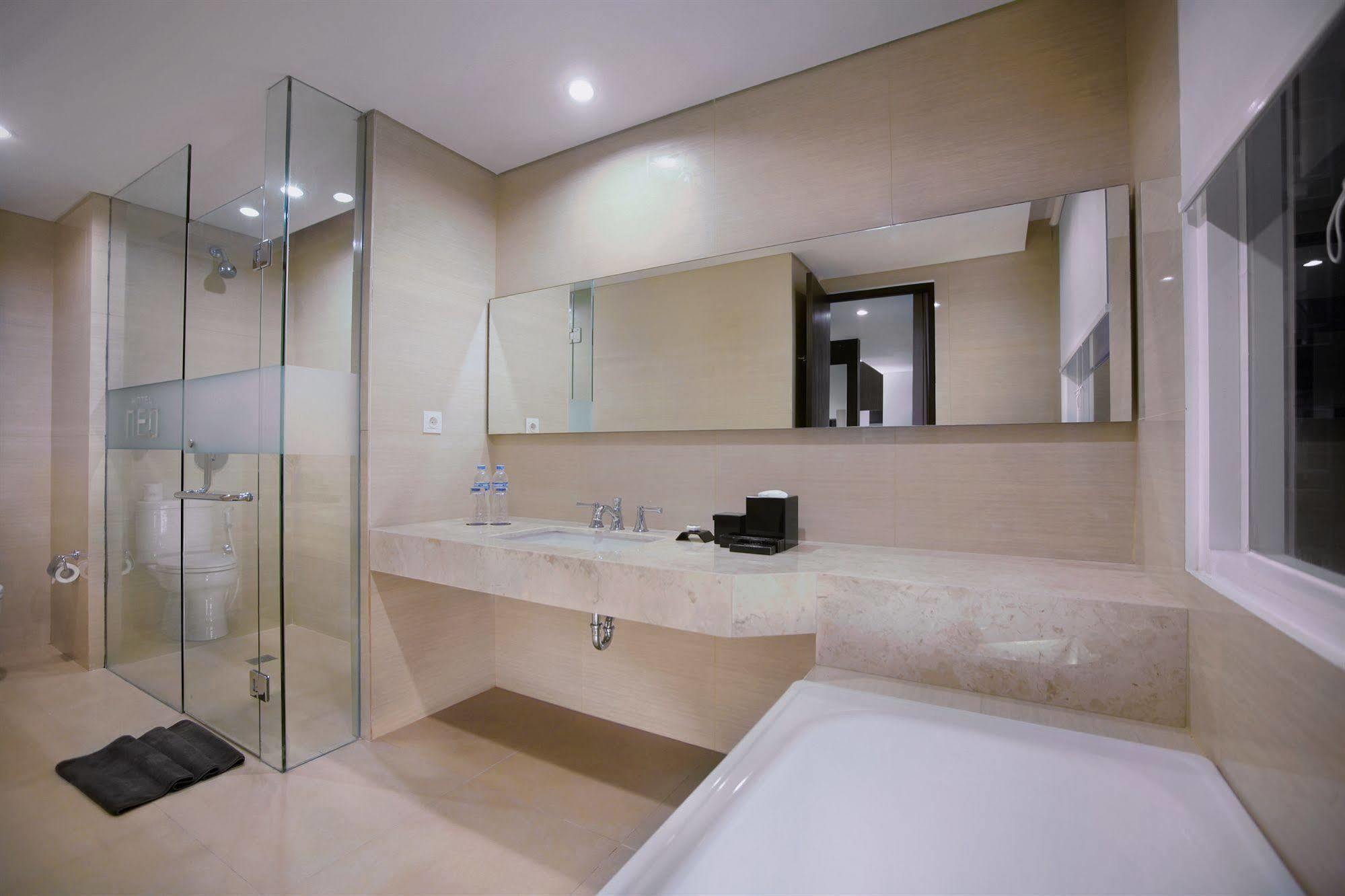 Hotel Neo Denpasar By Aston Exteriér fotografie